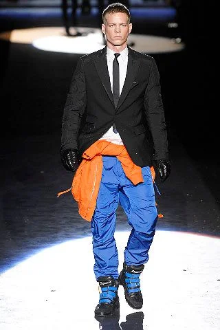 Look 18